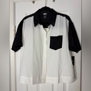 NWT DKNY Black & White Cropped Blouse